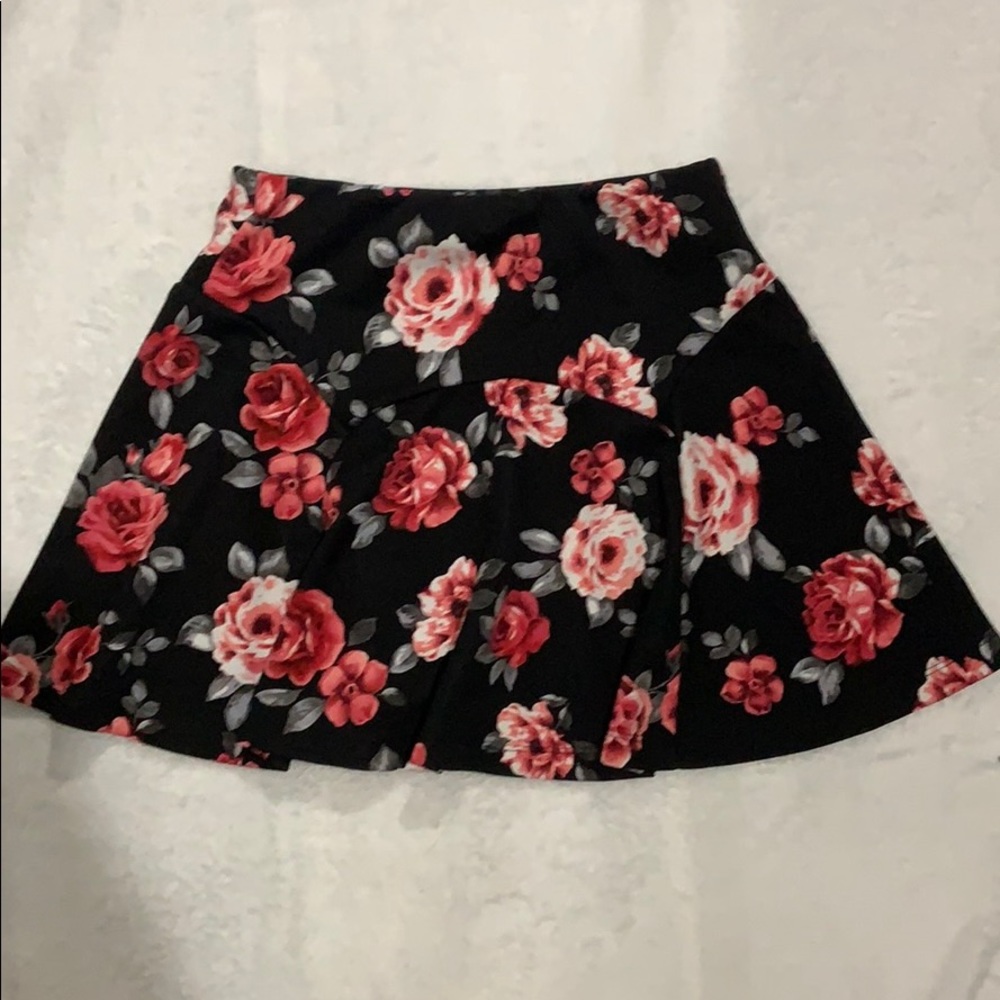 floral skirt